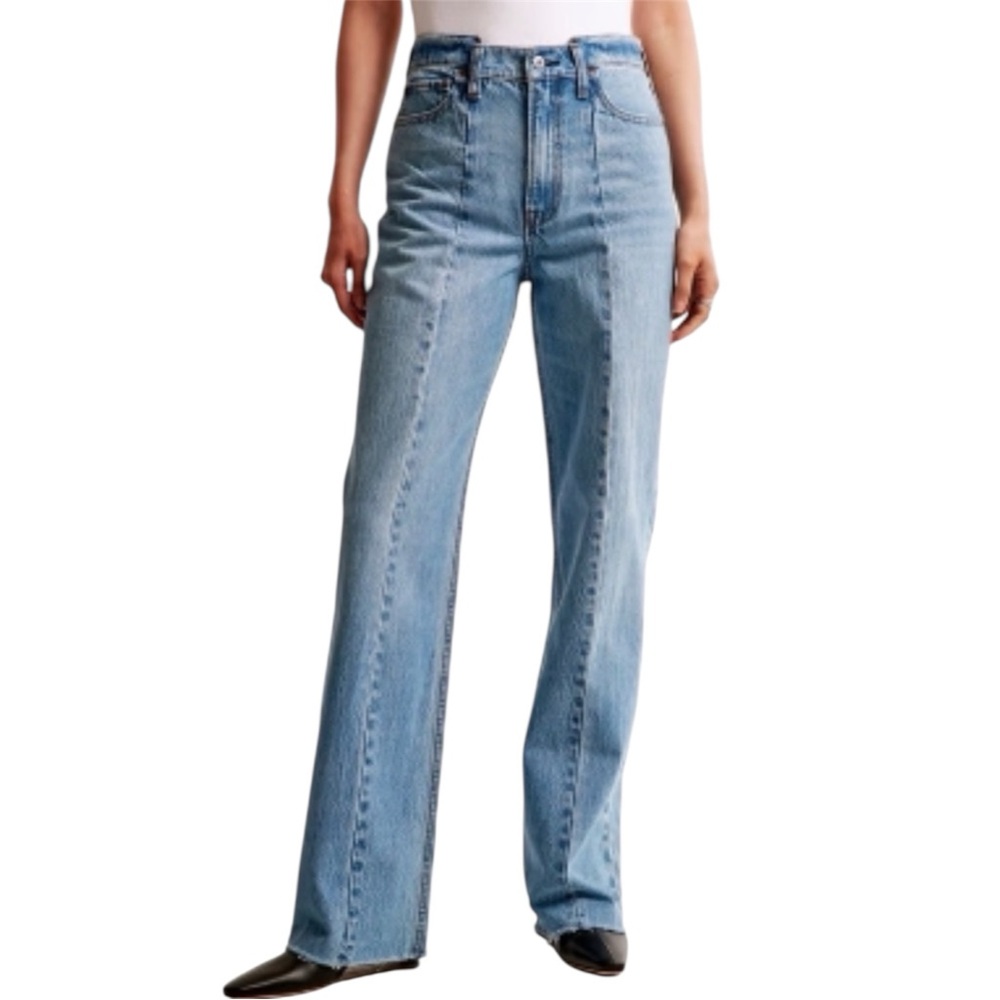 Abercrombie & Fitch The 90s Relaxed Jean High Rise Curve Love